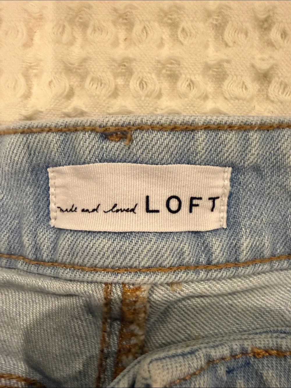 Loft  Size 6 Light Wash Jean Shorts